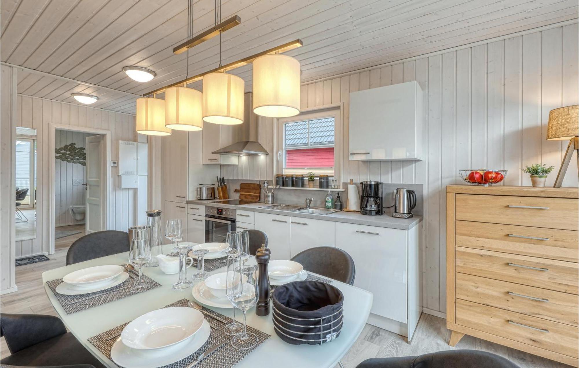 Gorgeous Home In Zerpenschleuse With Sauna Bagian luar foto